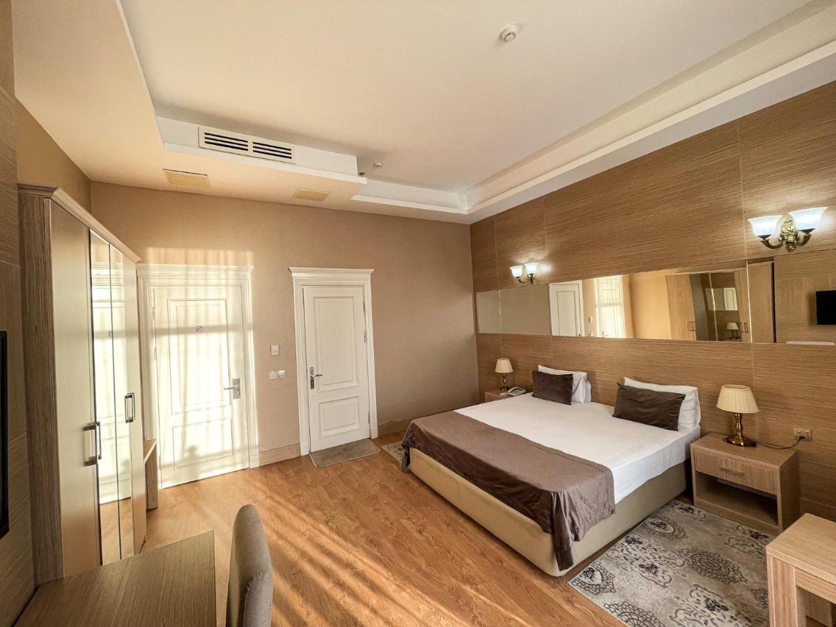 Nobel Hotel Baku Exterior photo