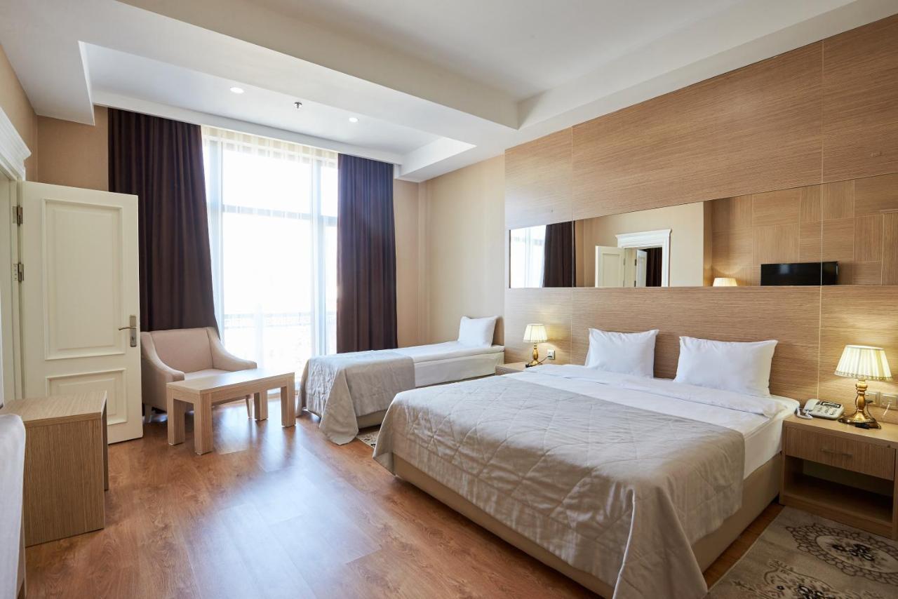Nobel Hotel Baku Exterior photo
