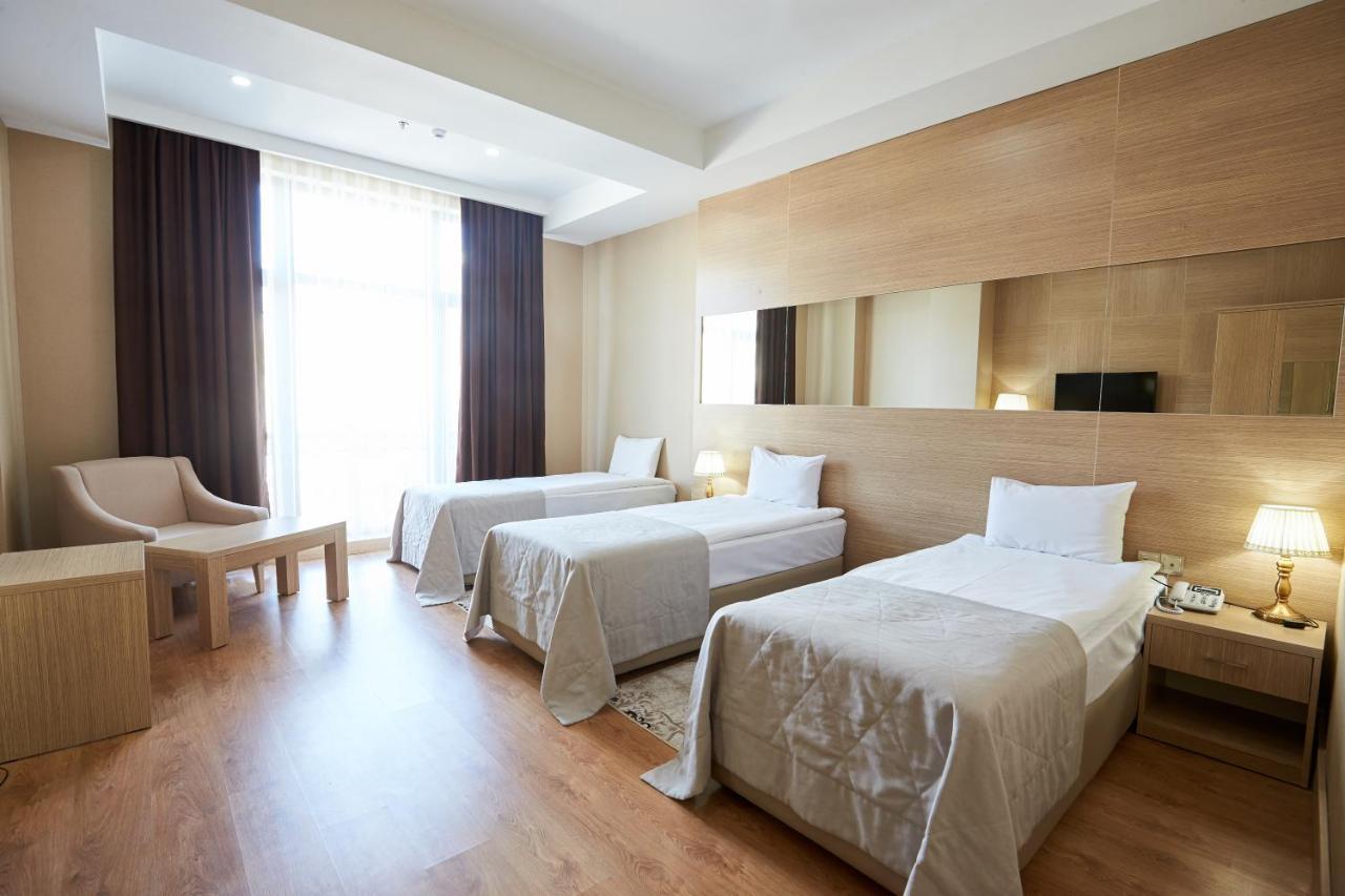 Nobel Hotel Baku Exterior photo